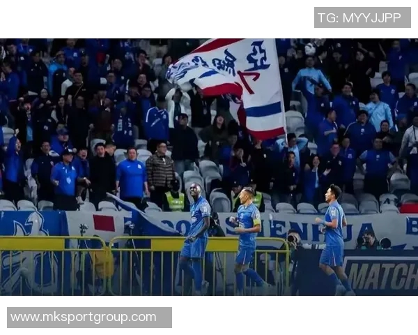 亚冠精英联赛本轮观众热情高涨蓉城主场吸引近28万球迷海港申花也超万人到场 亚冠精英联赛本轮观众热情高涨蓉城主场吸引近28万球迷海港申花也超万人到场