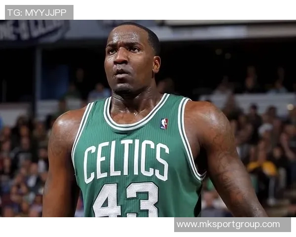 帕金斯称赞绿军三巨头KG是球队最佳球员最全面最关键