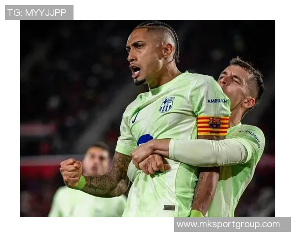 亚马尔与拉菲尼亚齐聚巴萨合练期待共同出战毕尔巴鄂挑战 亚马尔与拉菲尼亚齐聚巴萨合练期待共同出战毕尔巴鄂挑战