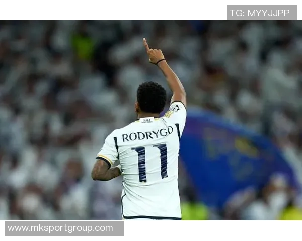 李哥蒙头龙哥跪罗德里戈射门失误姆总意外插足未能得分