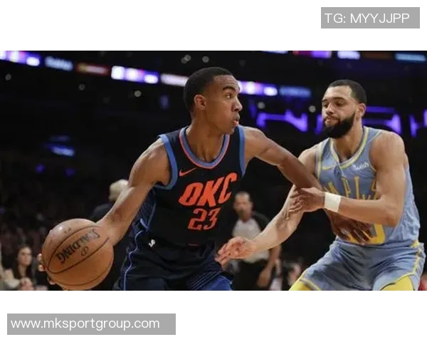 状元大热迪班萨表现抢眼15投8中斩获24分8板3助3断但失误频繁令人担忧